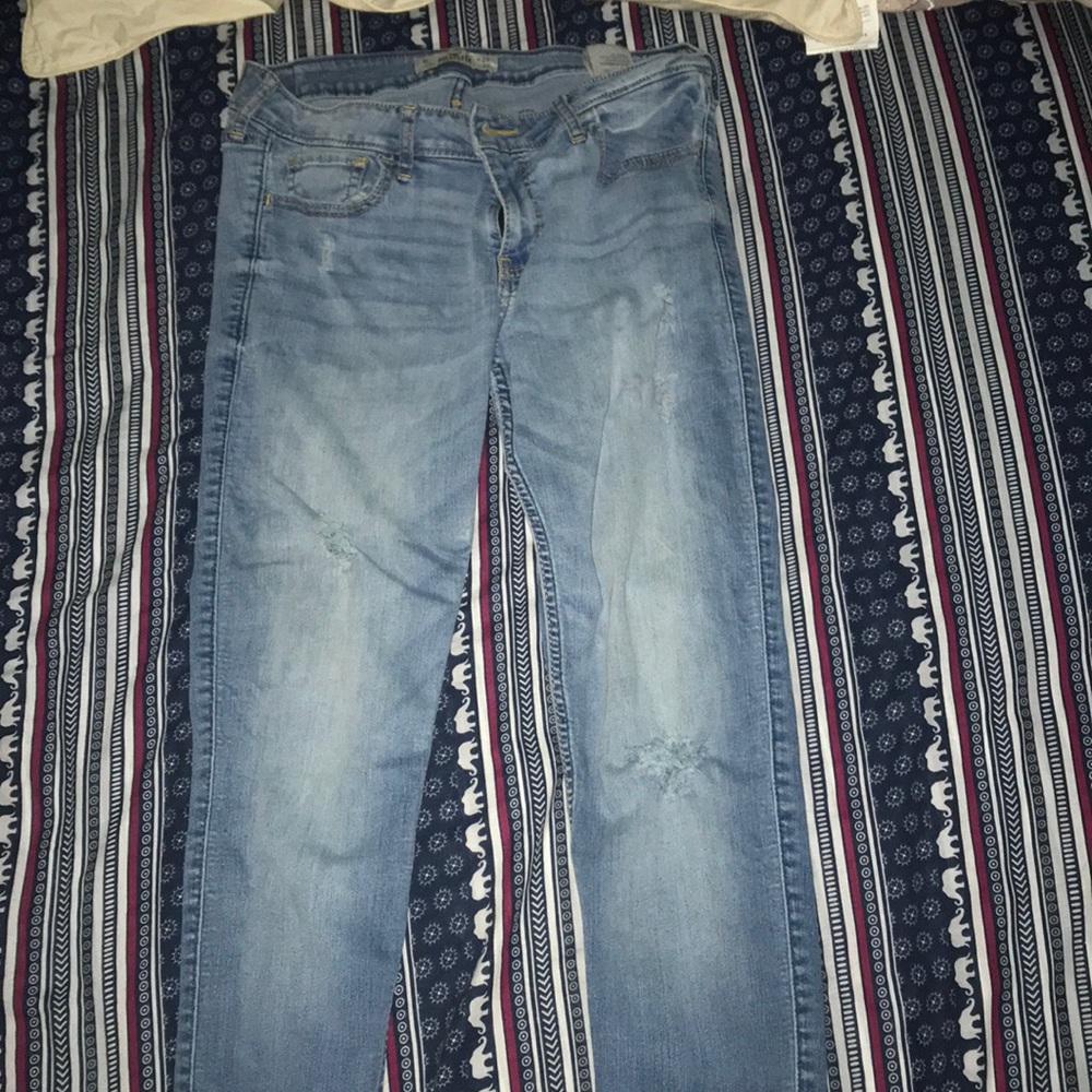 Hollister jeans